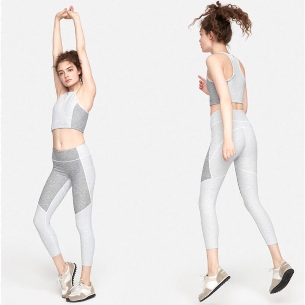 Outdoor Voices Two-Tone 7/8 Length Cropped Warm Up‎ Leggings Size Medium